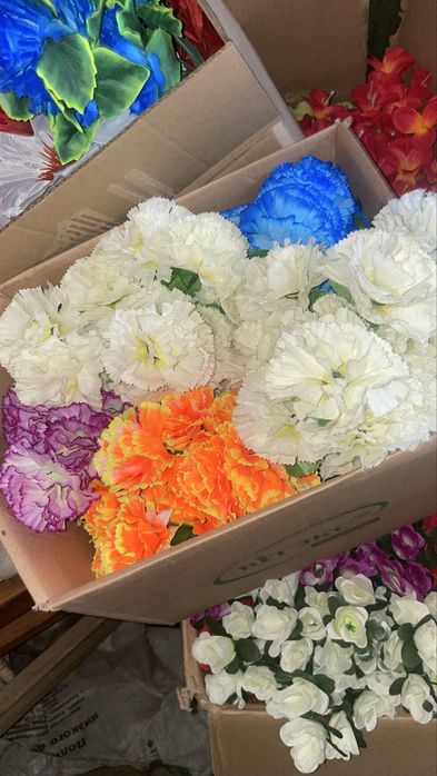 Продам искусственные цветы