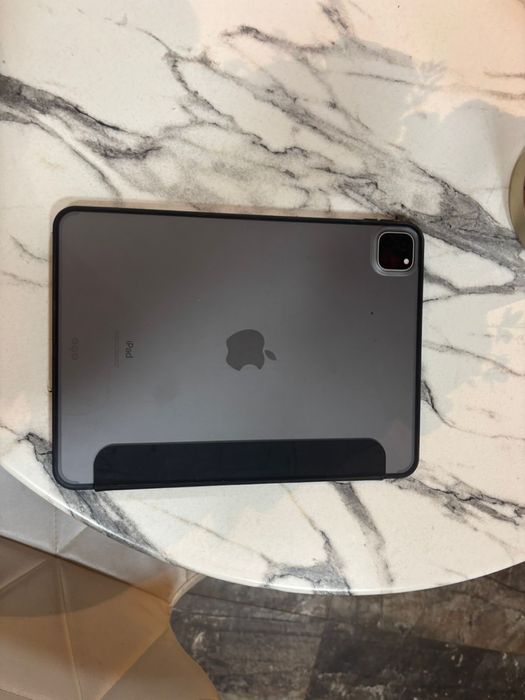 Ipad pro в хорошев состояний