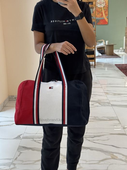 Сумка Tommy Hilfiger