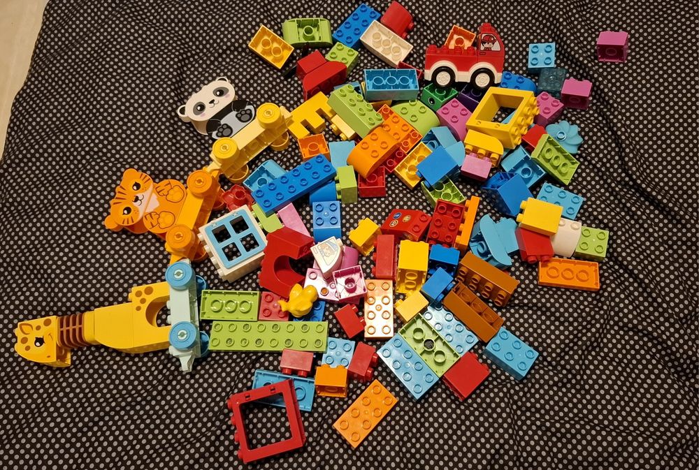 Lot cuburi  lego duplo