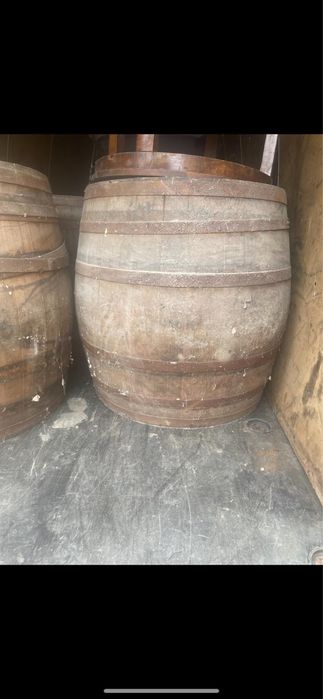 Butoaie lemn pentru vin