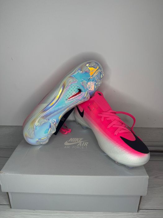 Ghete fotbal noi Elite Version originale