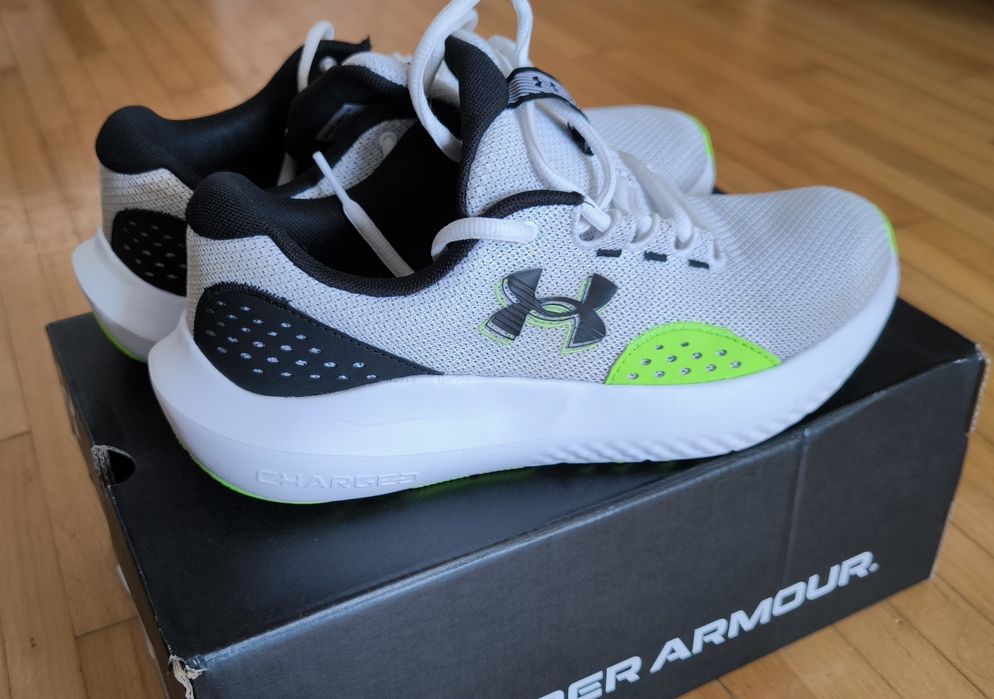 Adidasi Under Armour/marime 41/alb+Verde/negru