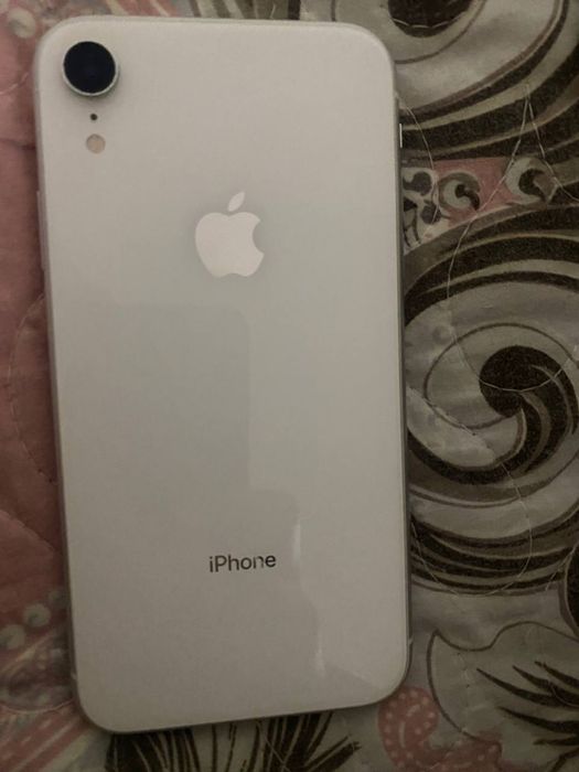 iPhone XR 64 GB
