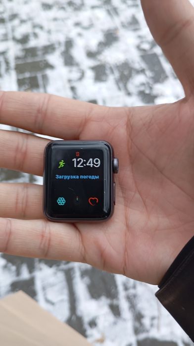 Продам apple watch 3 38 м