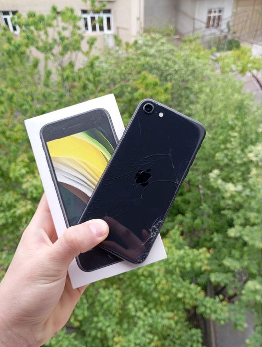 IPhone se 2020 sotiladi Pamiti 64 Gb