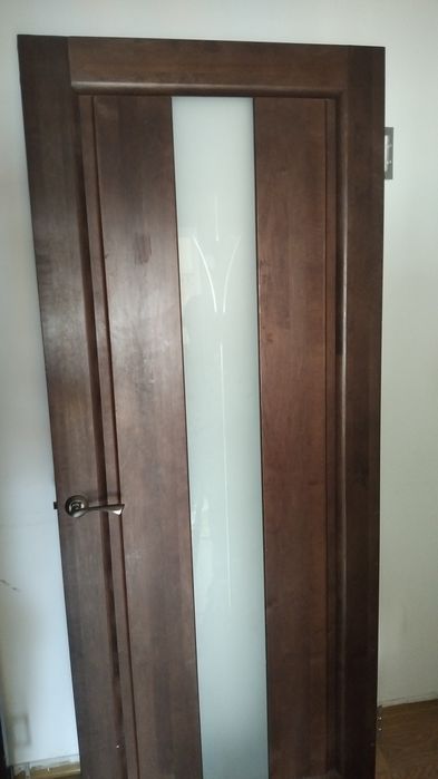 Есік сатылады буу есіктер