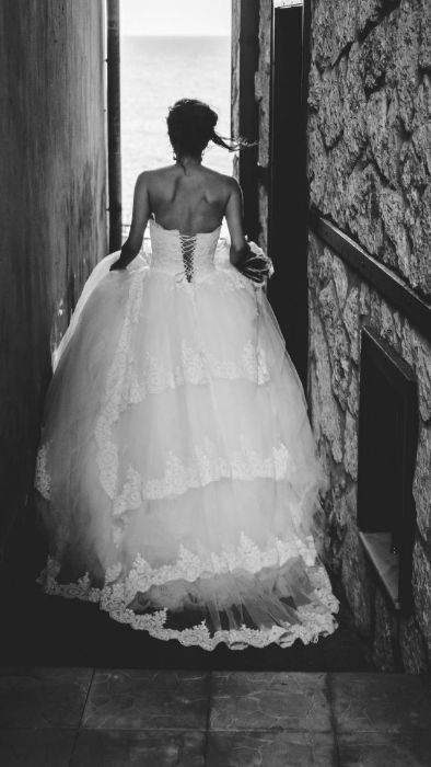 Официални рокли като нови