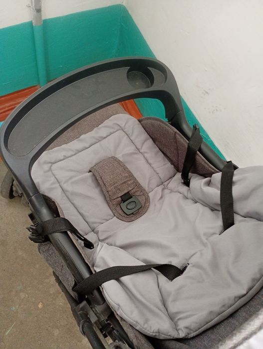 Коляска прогулочная tomix