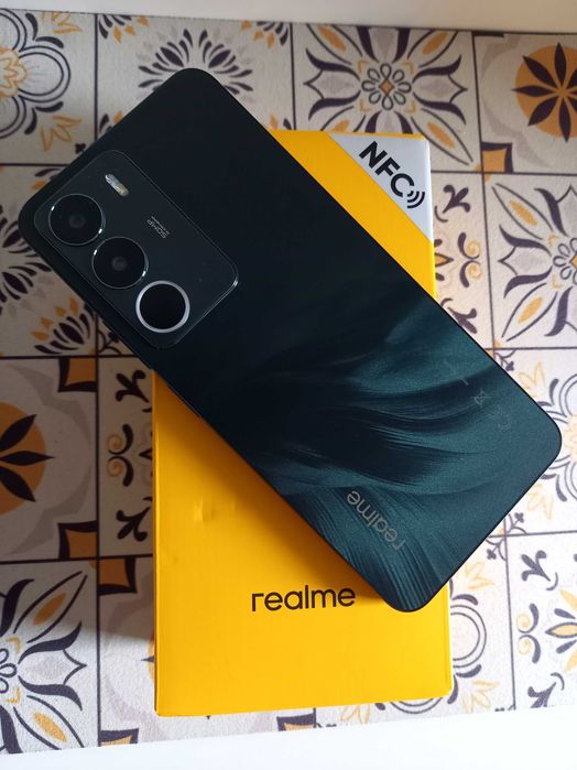Realme C71, 6/128, на гарантии.
