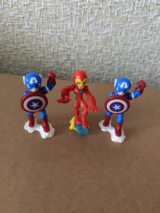 Фигурки из Лего.. Киндеры.