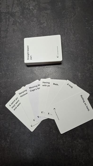 Pachet CAH: The Green Box + 3 Expansiuni (Science, 90s, Reject)