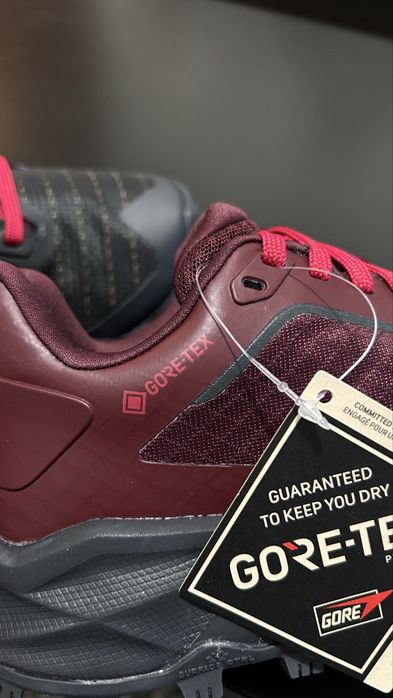 The North Face Offtrail Goretex nr 37 drumetii trekking hiking imperme