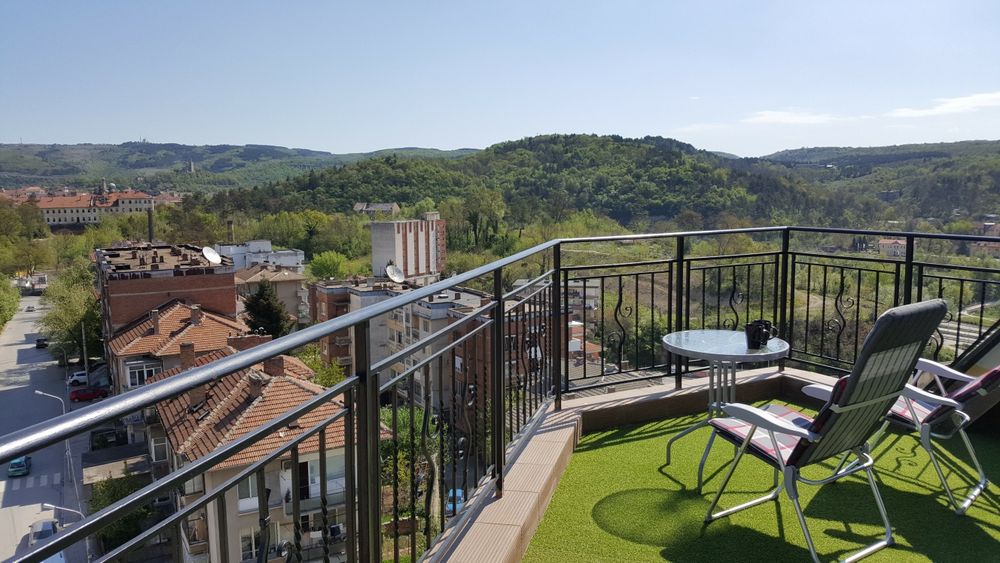 Боксониера в центъра под наем