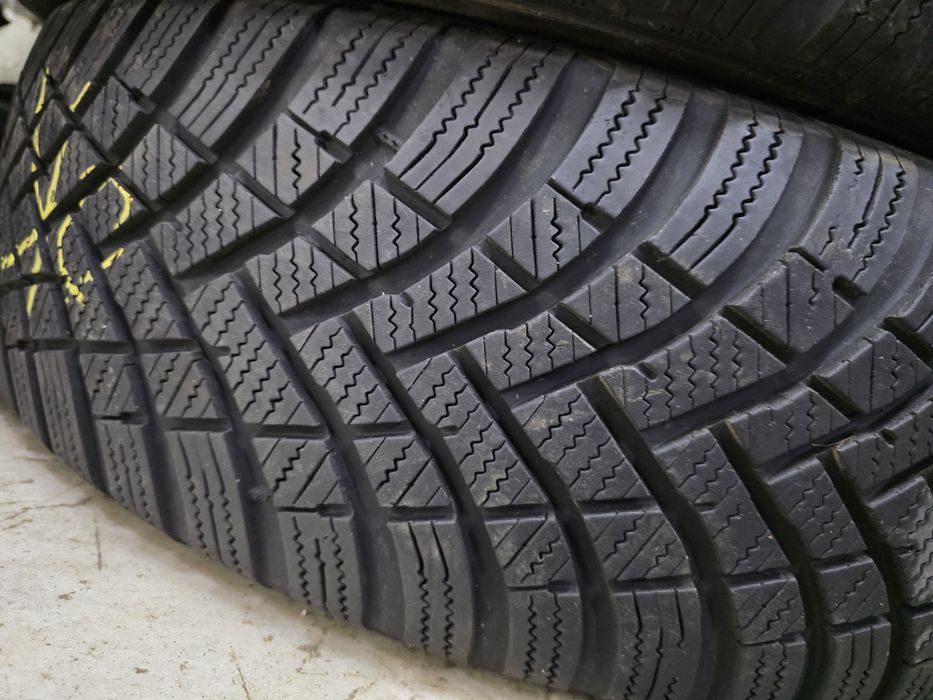 4бр Зимни гуми 205 60 16 - Hankook - DOT 2023
