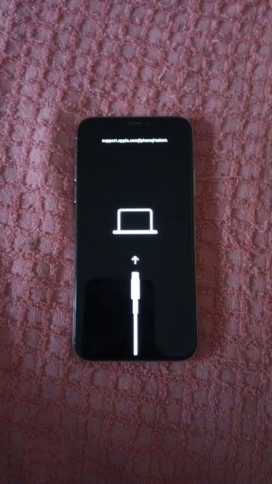 Продам IPHONE X 64