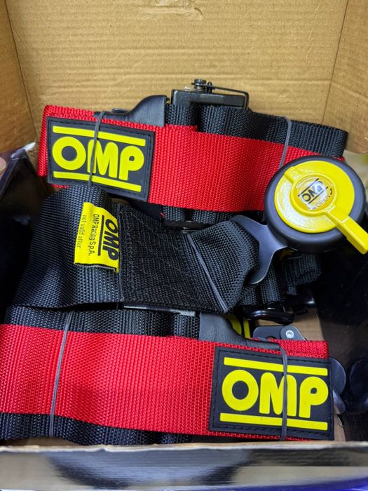 Спортивные сиденья