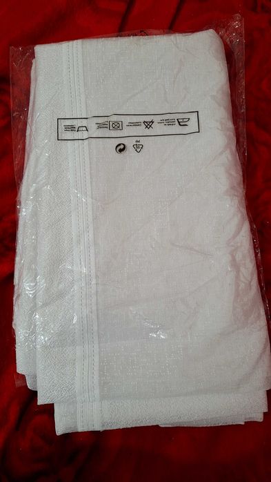 PERDELE ALBE, gen  IN , 2 bucati 300CM/180CM.