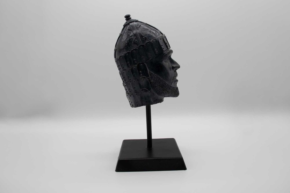 Портретна глава „Хан Аспарух“ основателят на България Ръчно изработена