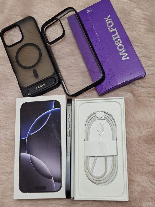 Iphone 16 pro max 256GB Black Titanium stare impecabilă Full box