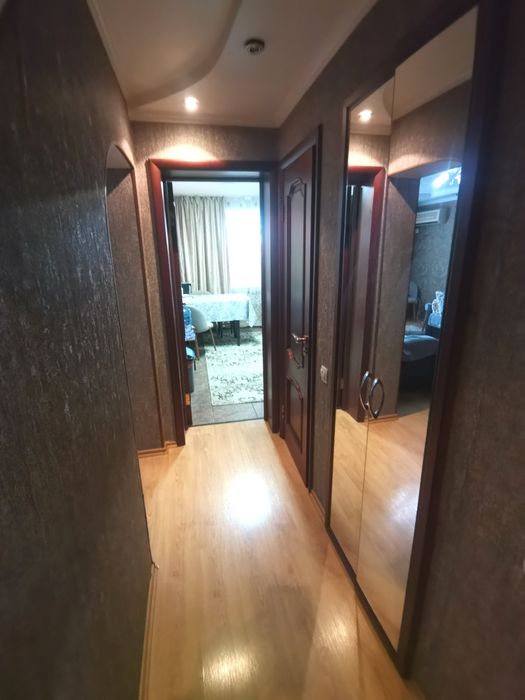 Продаётся 5-ком кв-ра. Улица Керамическся 76