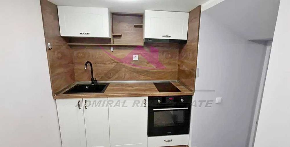 Дава се под наем Двустаен апартамент в Варна, Център - 50 кв.м за 383 € - Снимка #1