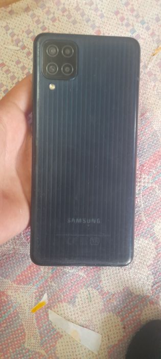 Samsung a12 smartfoni