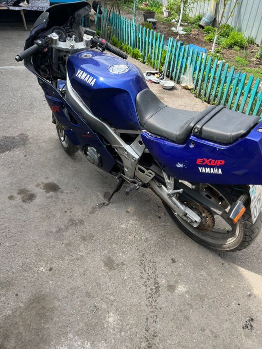 Продам Yamaha fzr 400