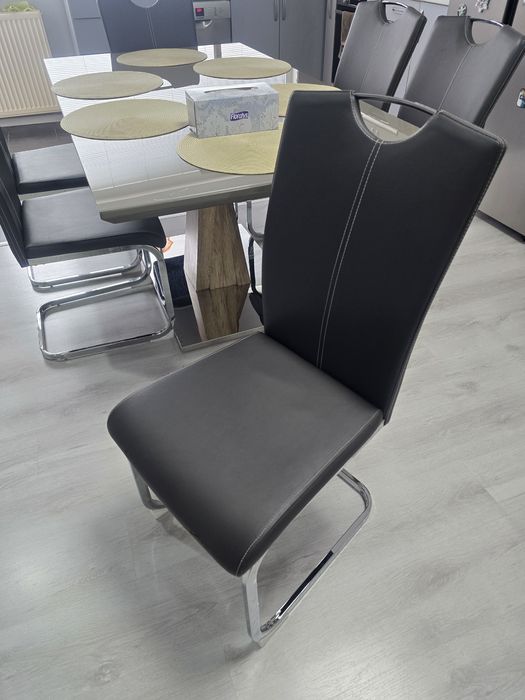 Кухненски столове