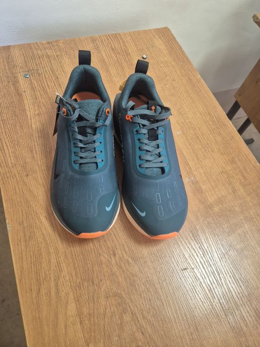 Продам крассовки