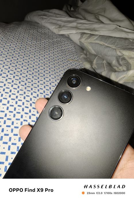 Samsung s23 128/8