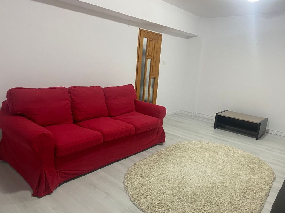 Inchiriez apartament 2 camere central