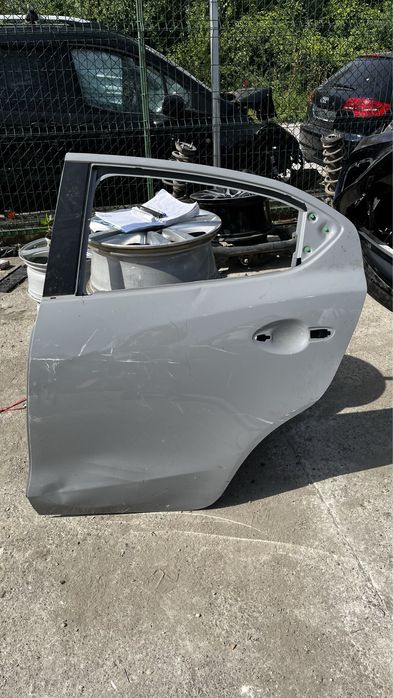 Дясна и лява врата Mazda 2 2014-