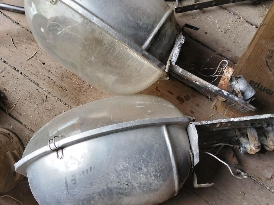 Продам прожектор уличный