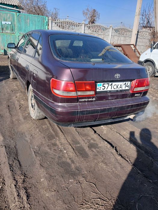 Тойота Карина Е Тойота