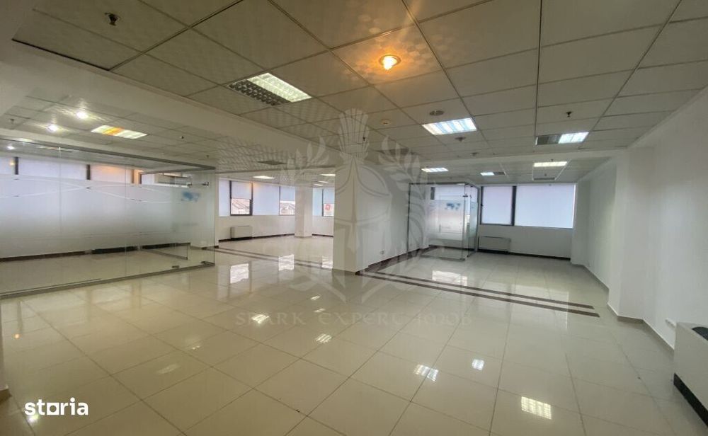 Spatii Comerciale /Birouri//Clinica// West Mall