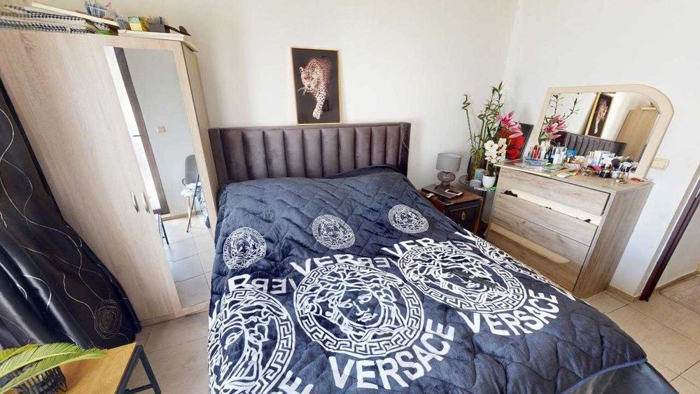 Тристаен в с. Кошарица к-с Бей Вью Вилас