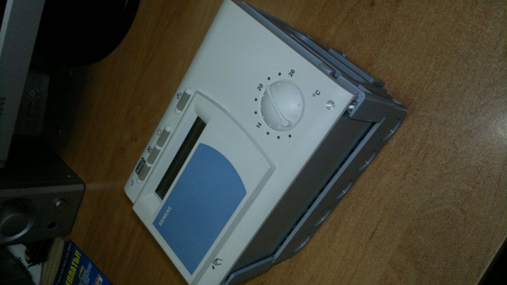 Контроллер Siemens RVD130