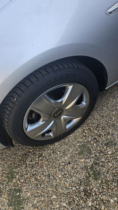 Vând Opel Astra j ...an fabricație 2012...