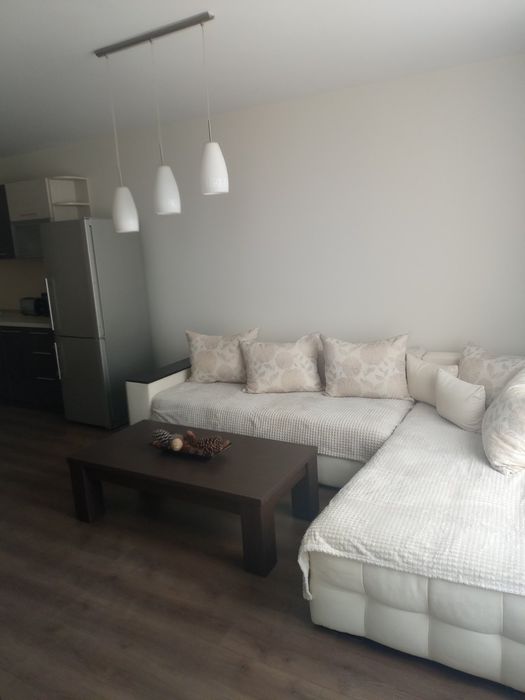 Дава се под наем Двустаен апартамент в Варна, Възраждане 3 - 70 кв.м за 448.8 € - Снимка #1