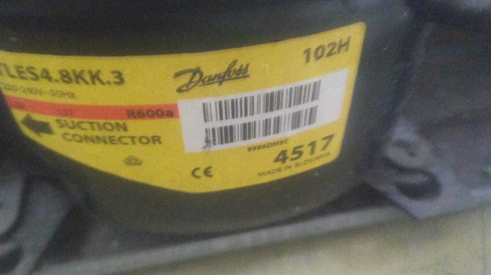 Холодильник Бирюса, б/у, в рабочем состоянии.