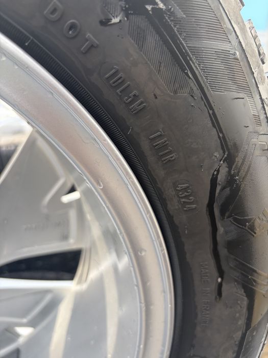 Jante originale Vw Passat B9 16” echipate cu anvelope de iarna  Good Year 215/60/16 Dot 4324