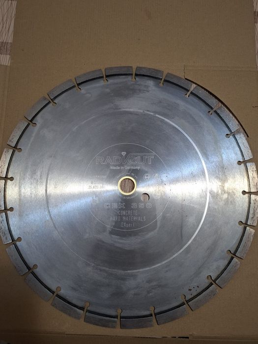 Disc, pânză diamantată profesională de tăiat beton și asfalt