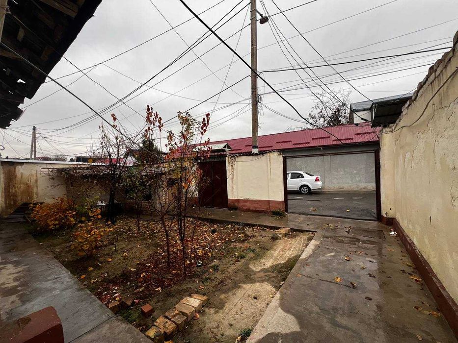 Земельный участок под застройку 4,2 сотки в Мирзо-Улугбекском районе=