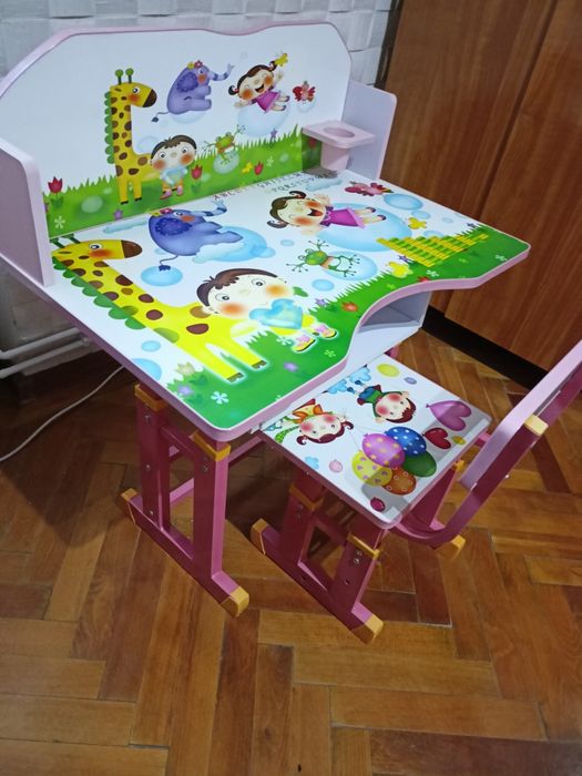 Birou interactiv cu scăunel,copii