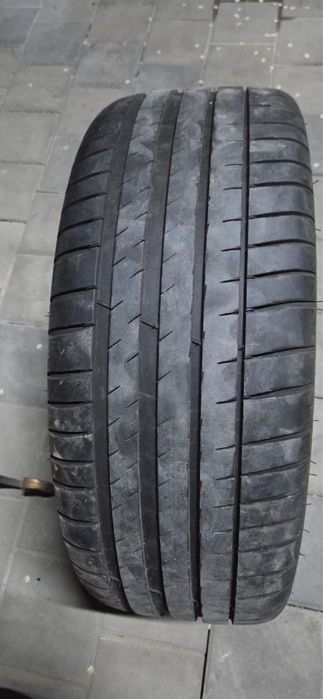 Шины Mishelin 255/35R20