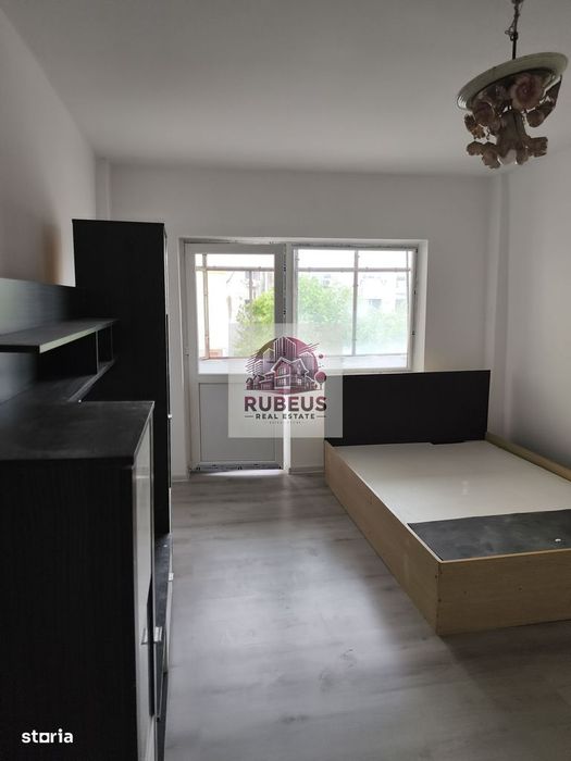 Apartament 4 camere, 77 mp, 2 balcoane, etaj 3 – Topolniței