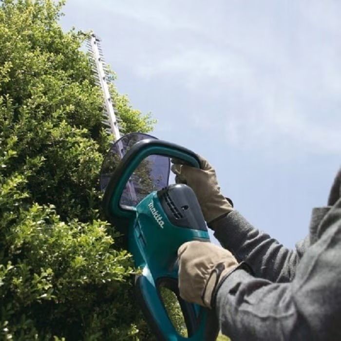 Храсторез Makita UH6580 /670 W, 650 мм./