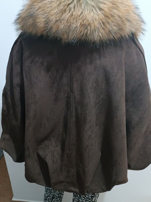 Дублёнка новая с меховым воротником