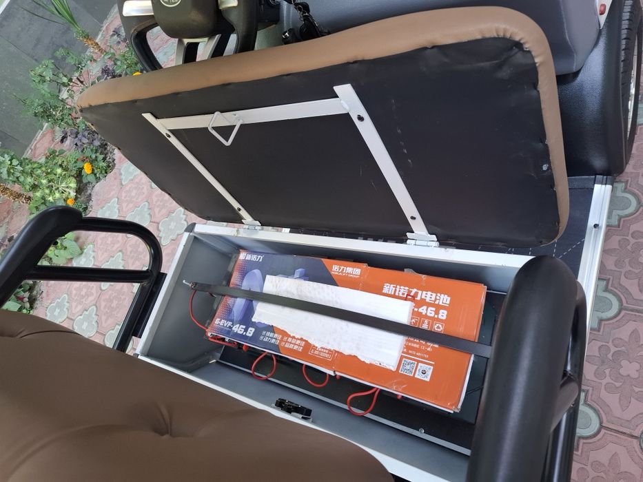 ЯНГИ электрогольфкар 6 киши лик (Хитой)